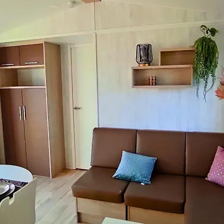 Campsite Au Bonheurt Des Embruns Mobil Home Le Portel